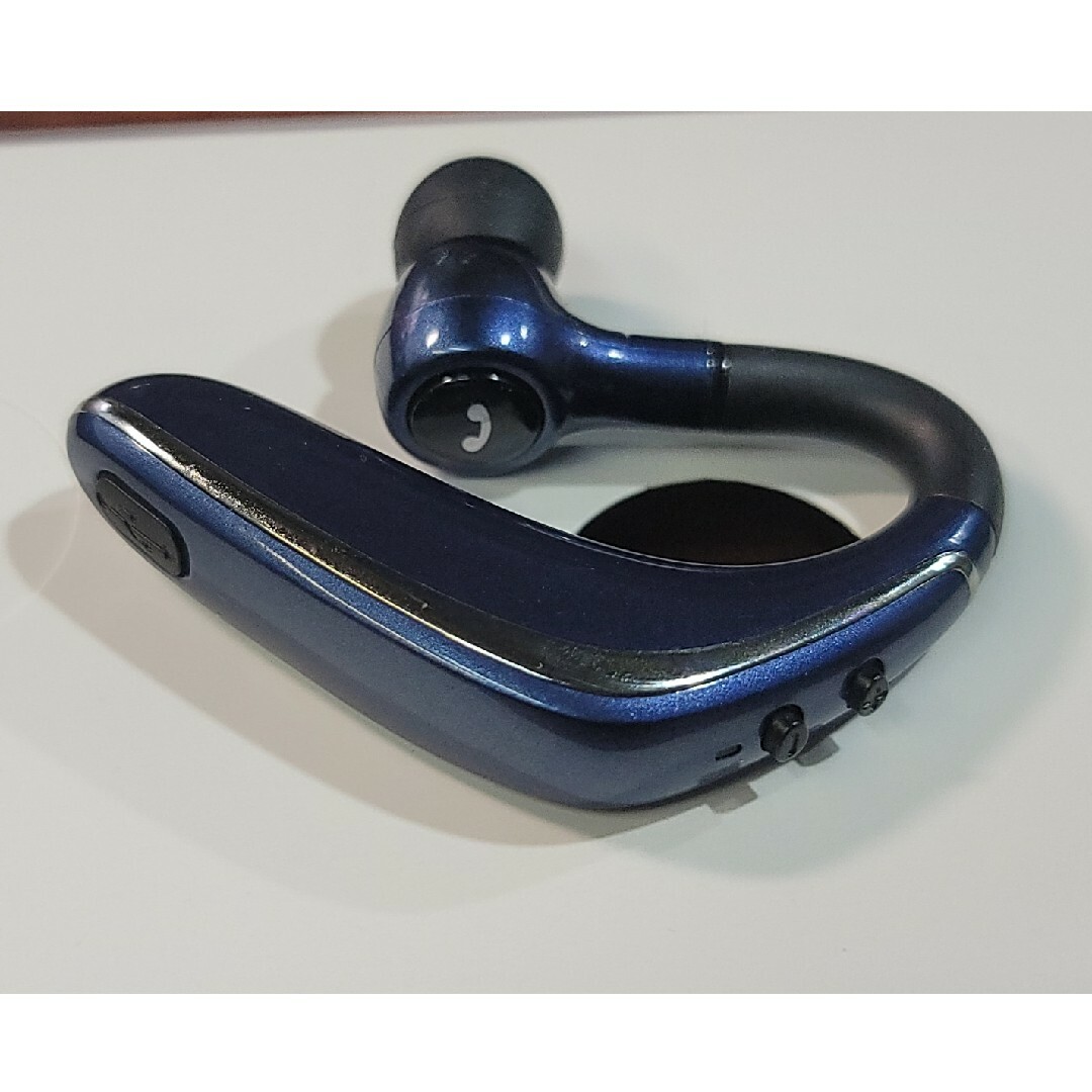 bluetoothヘッドレスイヤホンマイク スマホ/家電/カメラのスマホアクセサリー(ストラップ/イヤホンジャック)の商品写真