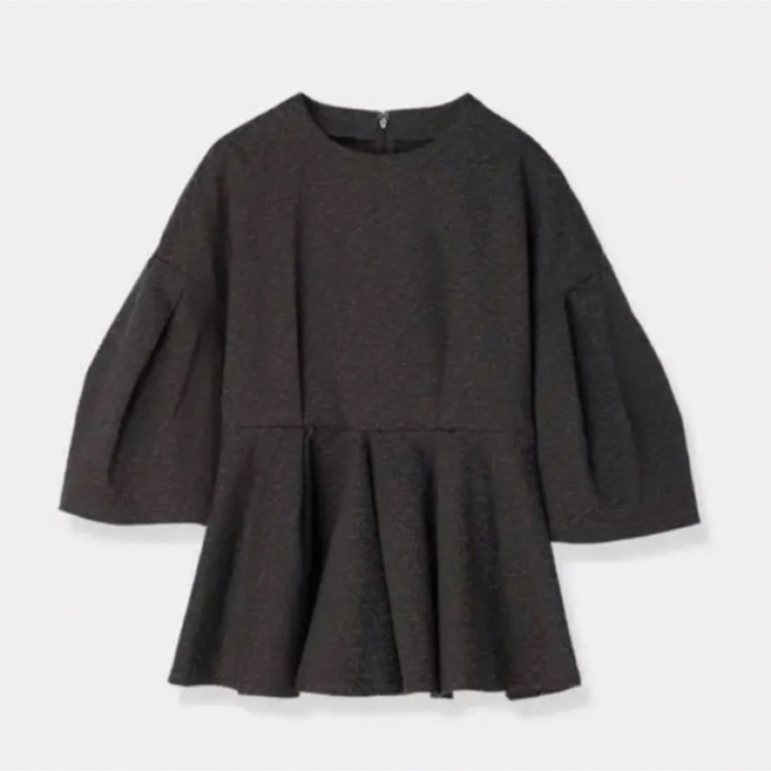 L'or constructive sleeve blouse