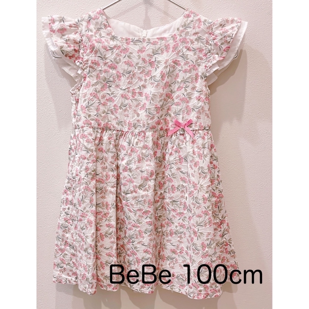 BeBe(ベベ)のBeBe 花柄ワンピース100cm キッズ/ベビー/マタニティのキッズ服女の子用(90cm~)(ワンピース)の商品写真