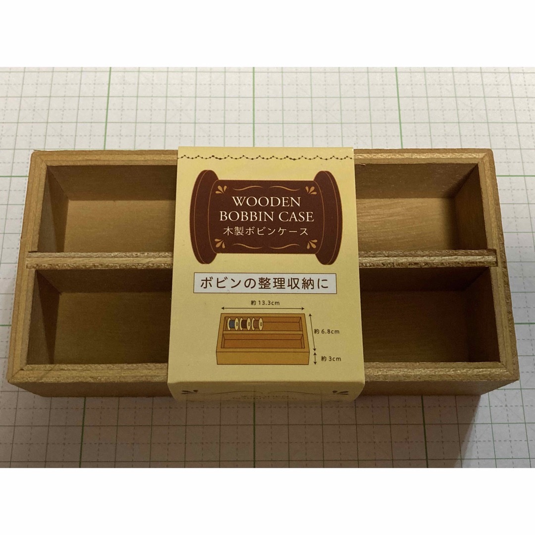 木製ボビンケース　６個　新品未使用　ミニチュア　ドールハウス　ハンドメイド素材 ハンドメイドの素材/材料(各種パーツ)の商品写真