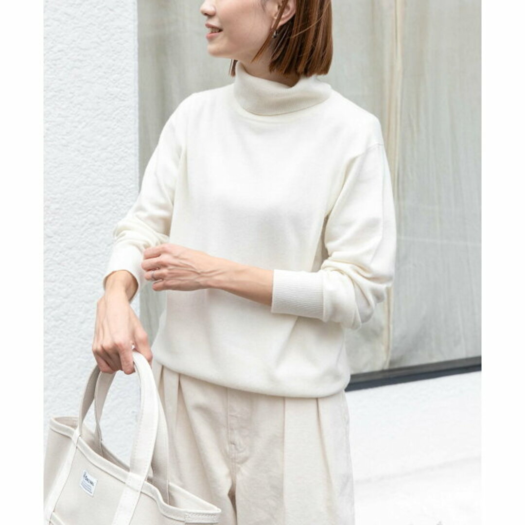 URBAN RESEARCH DOORS(アーバンリサーチドアーズ)の【IVORY】FORK&SPOON カシミアブレンドタートルネックニット レディースのトップス(ニット/セーター)の商品写真