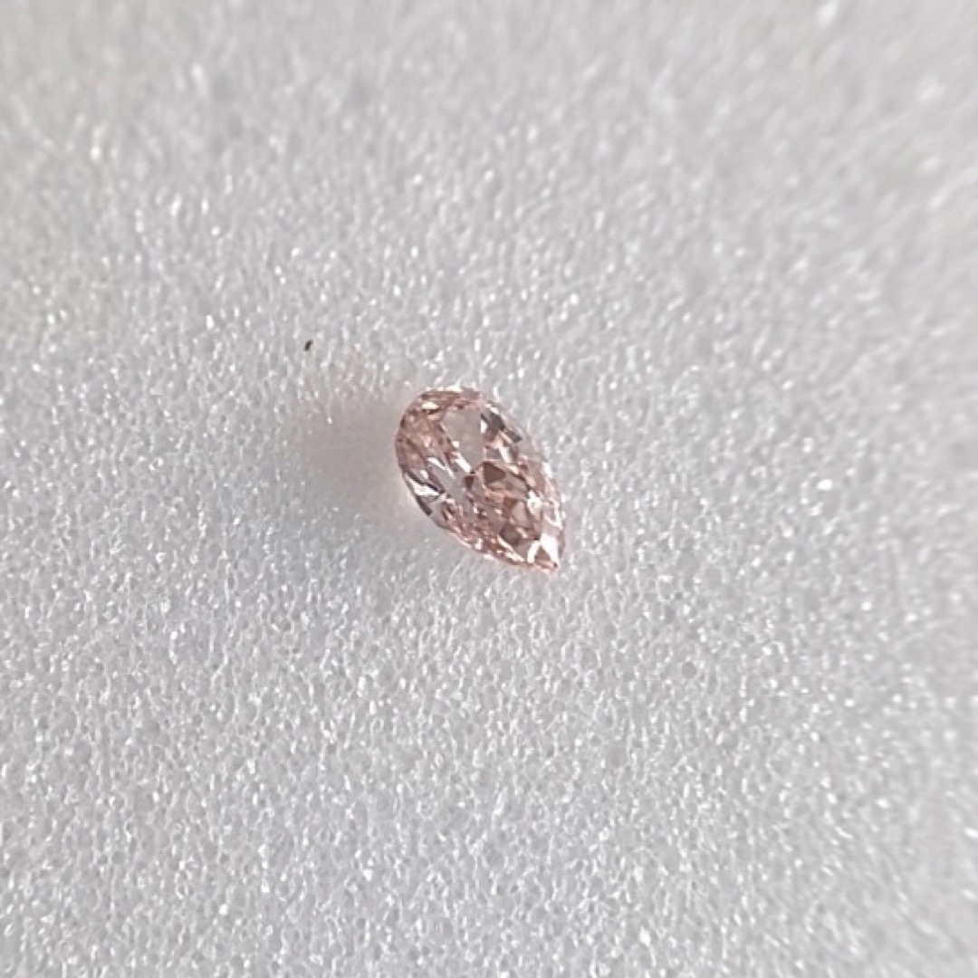 0.048ct 天然ピンクダイヤモンド FANCY LIGHT PINK