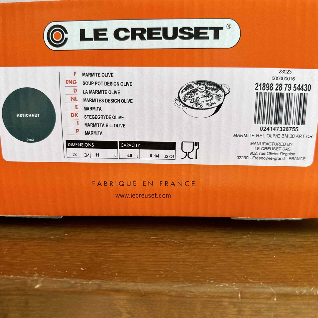LE CREUSET(ルクルーゼ)の新品未使用 ルクルーゼ オリーブ マルミット 28cm アーティチョーク インテリア/住まい/日用品のキッチン/食器(鍋/フライパン)の商品写真