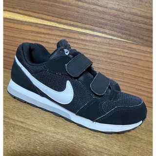 ナイキ(NIKE)のナイキ　MDランナー2  スニーカー　21.5㎝(スニーカー)