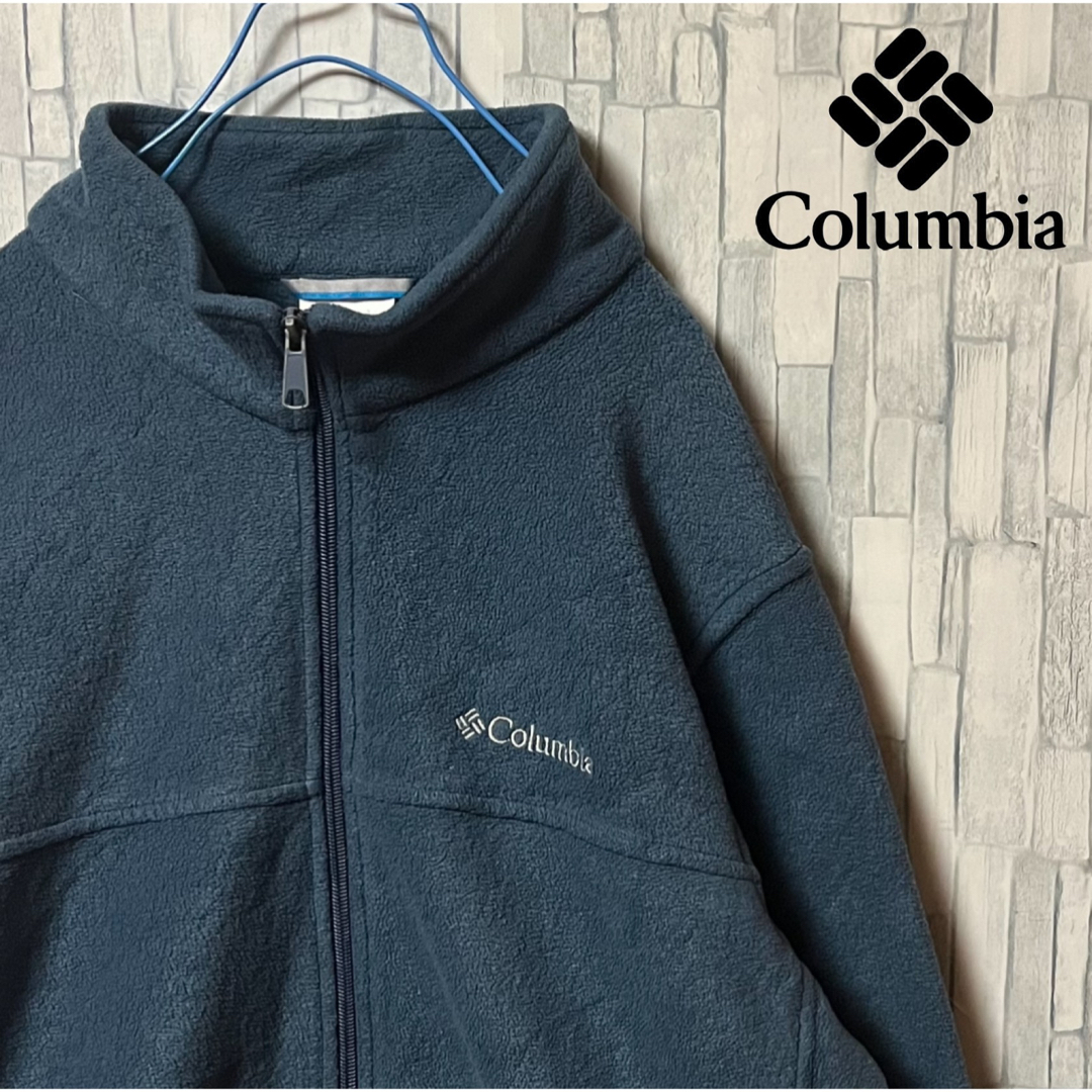 Columbia(コロンビア)のColumbia コロンビア ネイビー　フリース 刺繍ロゴ ビックシルエット メンズのジャケット/アウター(ブルゾン)の商品写真