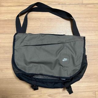 ナイキ ビンテージ ショルダーバッグ(メンズ)の通販 27点 | NIKEの ナイキ ビンテージ ショルダーバッグ(メンズ)の通販 27点 | NIKEの