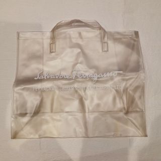 フェラガモ(Ferragamo)のフェラガモ　ビニールバッグ　防水バッグ　プールバッグ　ビッグサイズ　リゾート(トートバッグ)