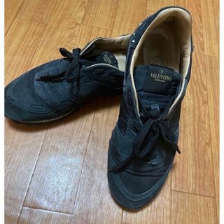 ヴァレンティノ(VALENTINO)の🎄ヴァレンチノ　ガラバーニ🇮🇹メンズローカット　スェードスニーカー👟⭐️(スニーカー)