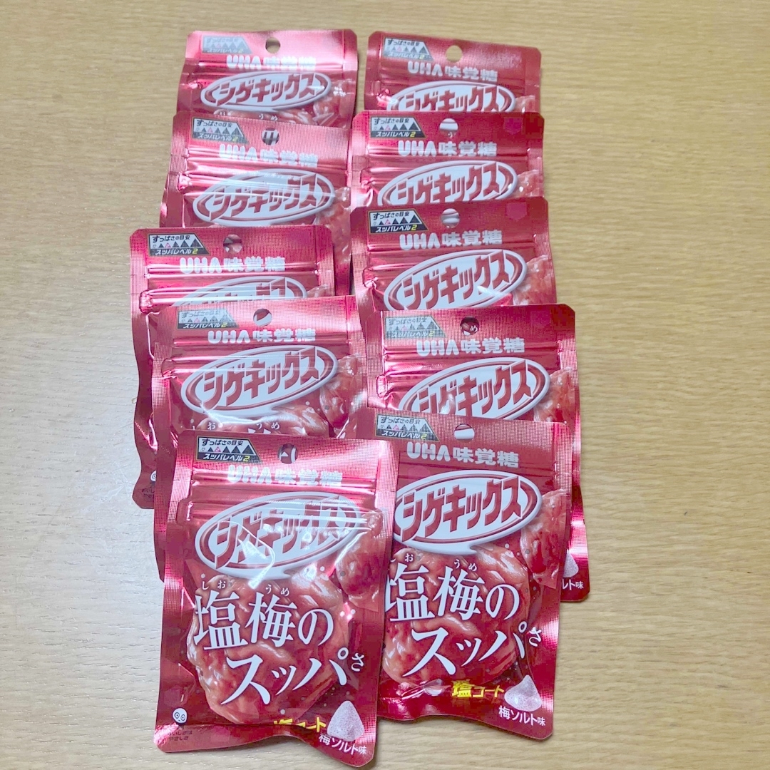 UHA味覚糖(ユーハミカクトウ)のUHA味覚糖　シゲキックス　梅ソルト 食品/飲料/酒の食品(菓子/デザート)の商品写真