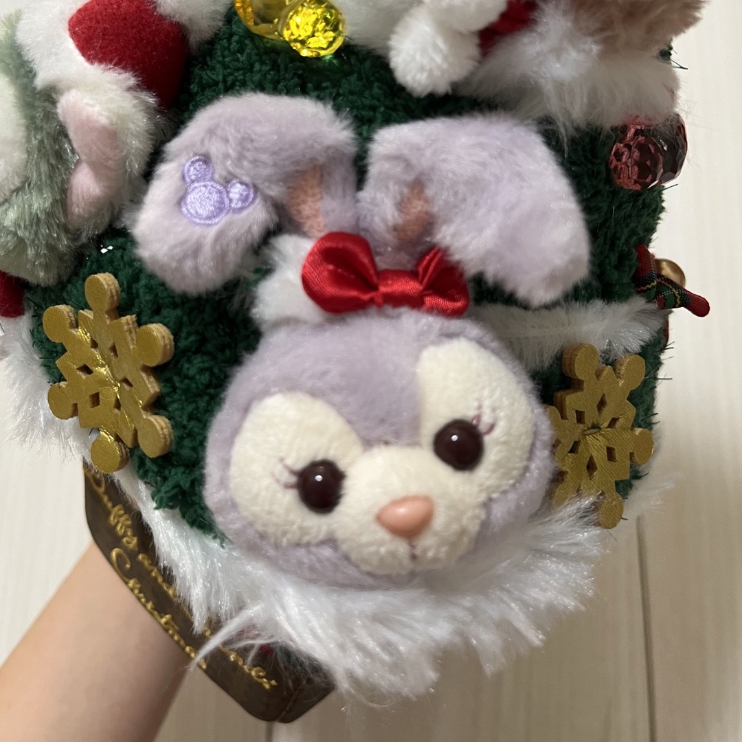 ダッフィー(ダッフィー)の【美品❗️】ダッフィー Duffy 2019 クリスマス クリスマスツリー エンタメ/ホビーのおもちゃ/ぬいぐるみ(キャラクターグッズ)の商品写真