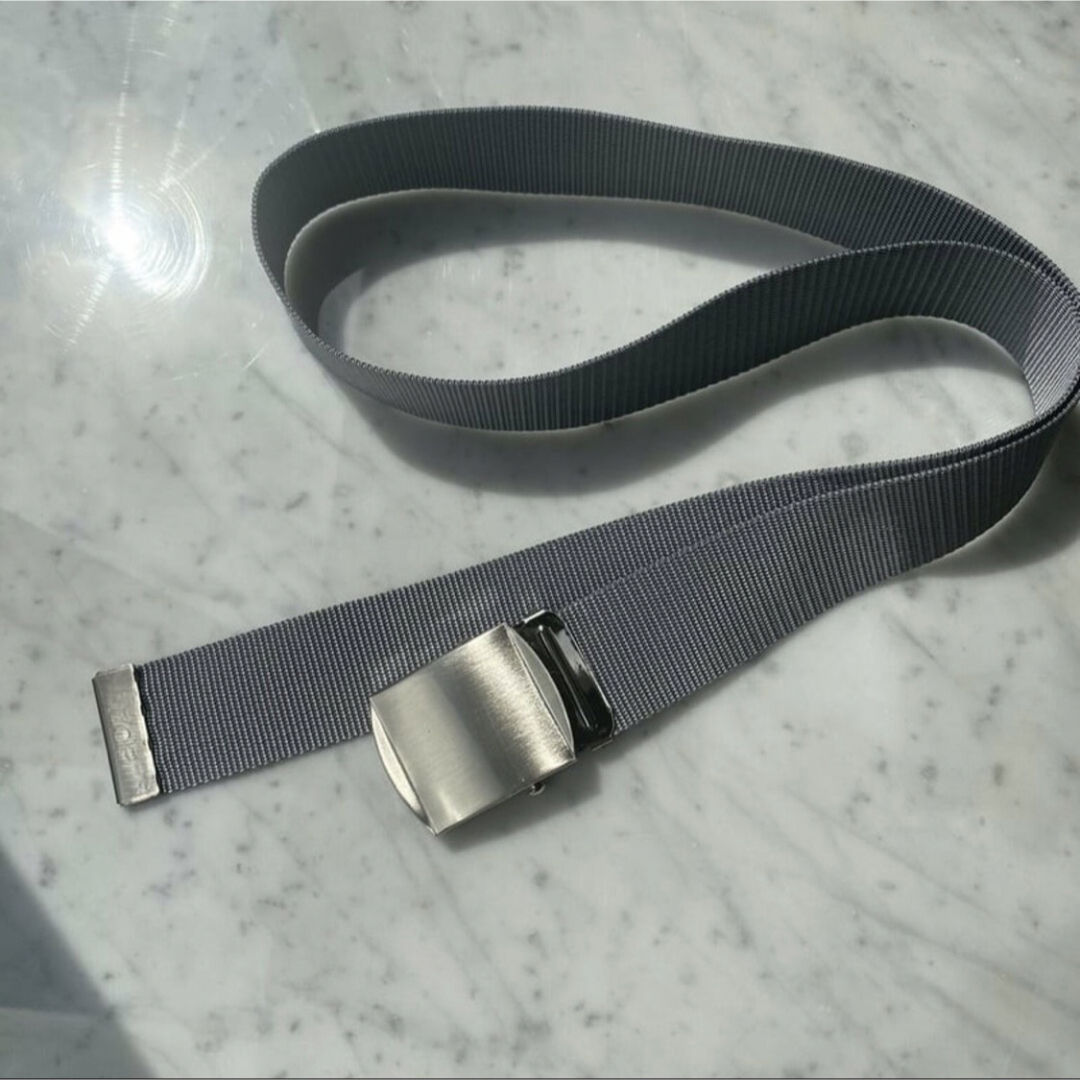 ZOE Roller belt / gray ×silver レディースのファッション小物(ベルト)の商品写真