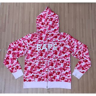 未使用　A BATHING APE　AKB48　コラボパーカー