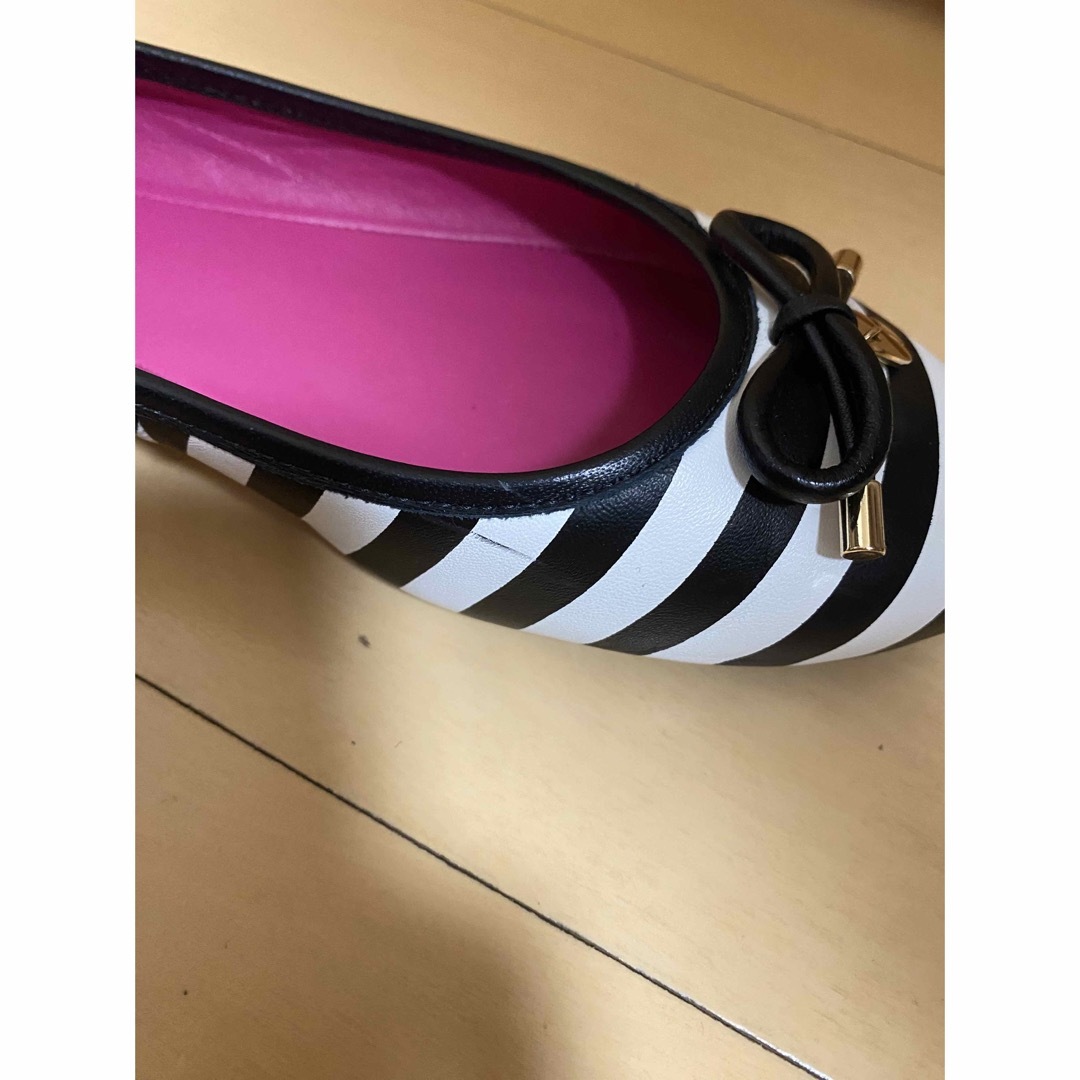 kate spade new york(ケイトスペードニューヨーク)のケイトスペード  ボーダー　フラットシューズ レディースの靴/シューズ(バレエシューズ)の商品写真