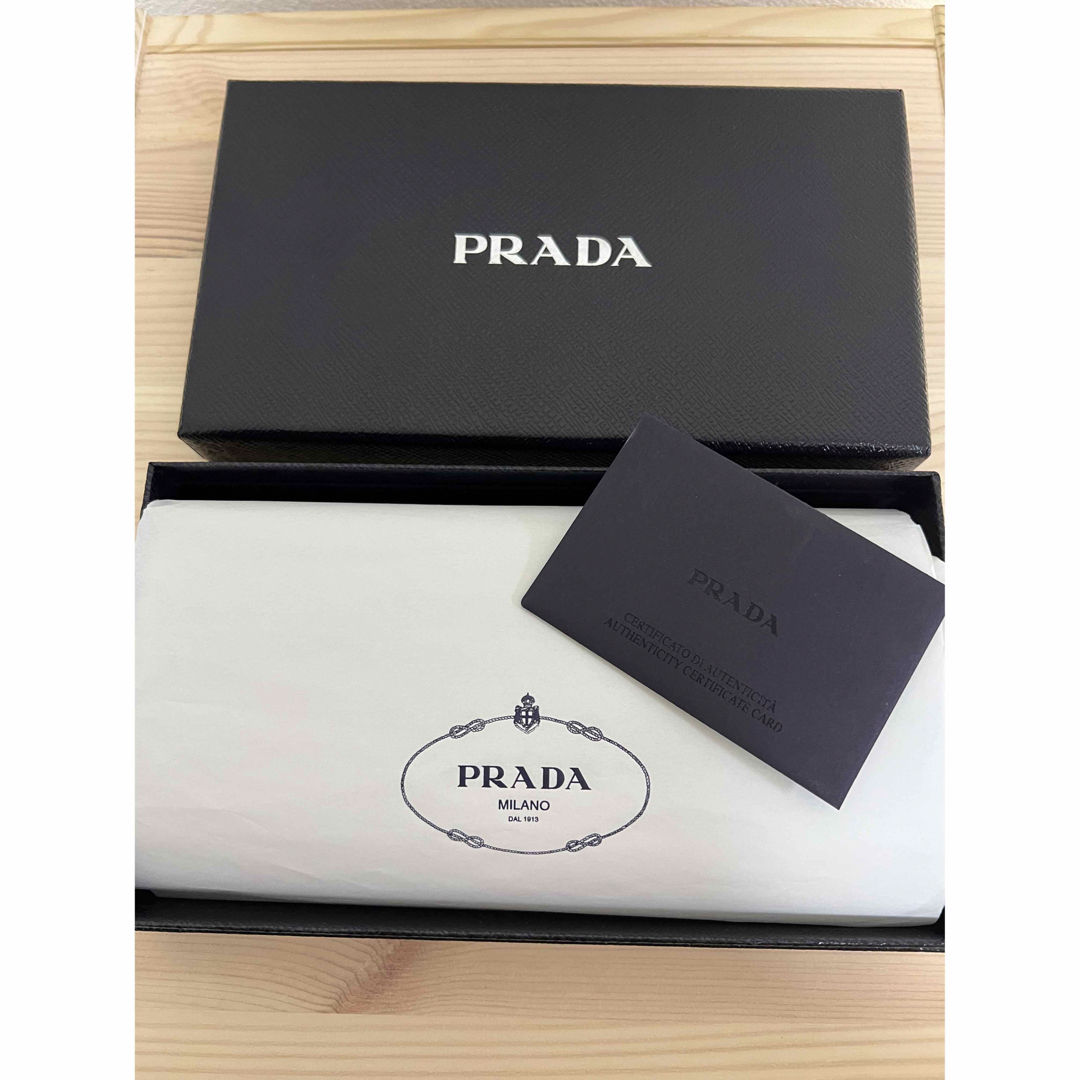 未使用 極美品 PRADA プラダ 財布 長財布 サフィアーノ ブラック