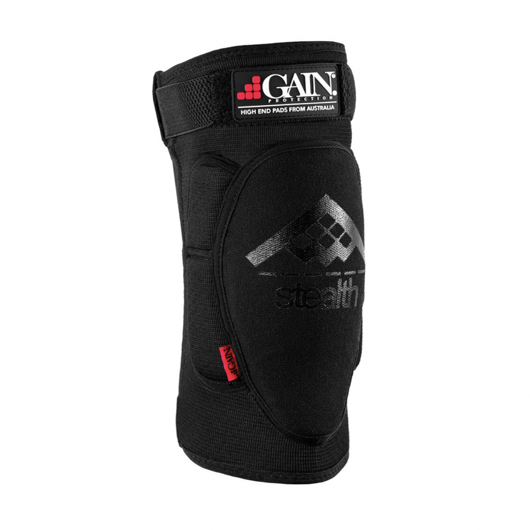 Import & Select(インポートアンドセレクト)のGAIN - STEALTH KNEE PADS  Ｓ　ニーパッド プロテクター スポーツ/アウトドアのスポーツ/アウトドア その他(スケートボード)の商品写真