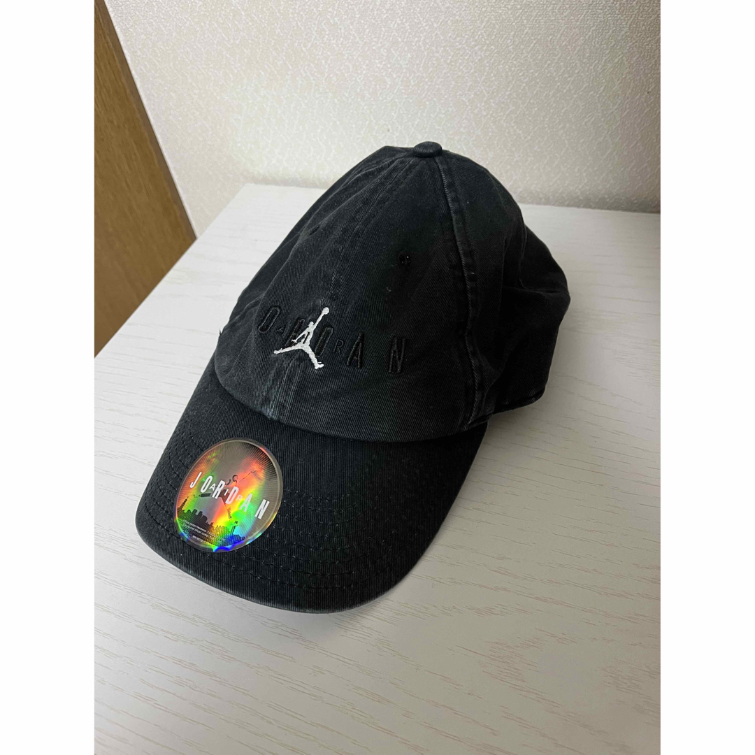 Jordan Brand（NIKE）(ジョーダン)のNIKE AIR JORDAN CAP メンズの帽子(キャップ)の商品写真