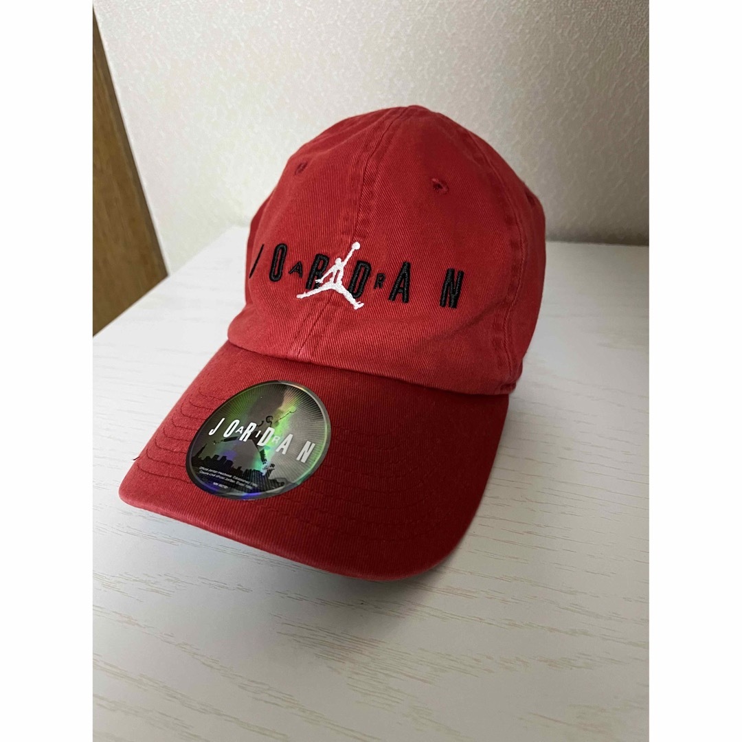 Jordan Brand（NIKE）(ジョーダン)のNIKE AIR JORDAN CAP メンズの帽子(キャップ)の商品写真