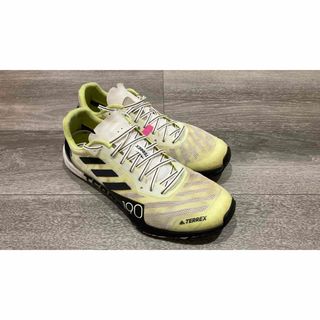 未使用adidas 25.5 ランニングシューズ WIDE アディゼロ 黒ピンク