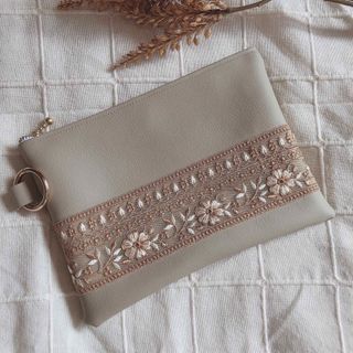 インド刺繍リボン♡ポーチ♡20センチファスナー使用(ポーチ)