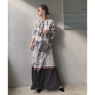 専用アメリヴィンテージUNDRESSED CRUISE SCARF DRESS