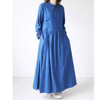 ブルーブルー(BLUE BLUE)のBLUE BLUE JAPANインディゴフランネル クルタロングワンピース 濃紺(ロングワンピース/マキシワンピース)