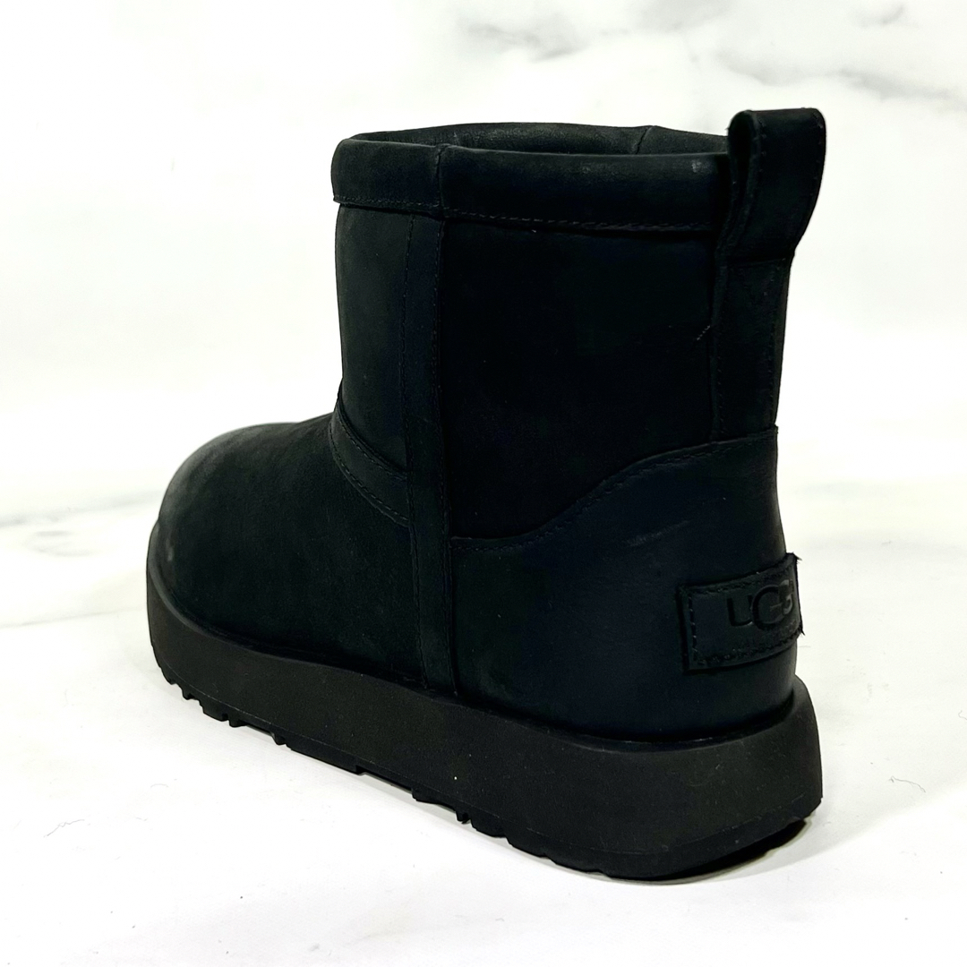 【レア新品未使用】UGG クラシックミニ L WP ビブラム ブーツ 黒23.0