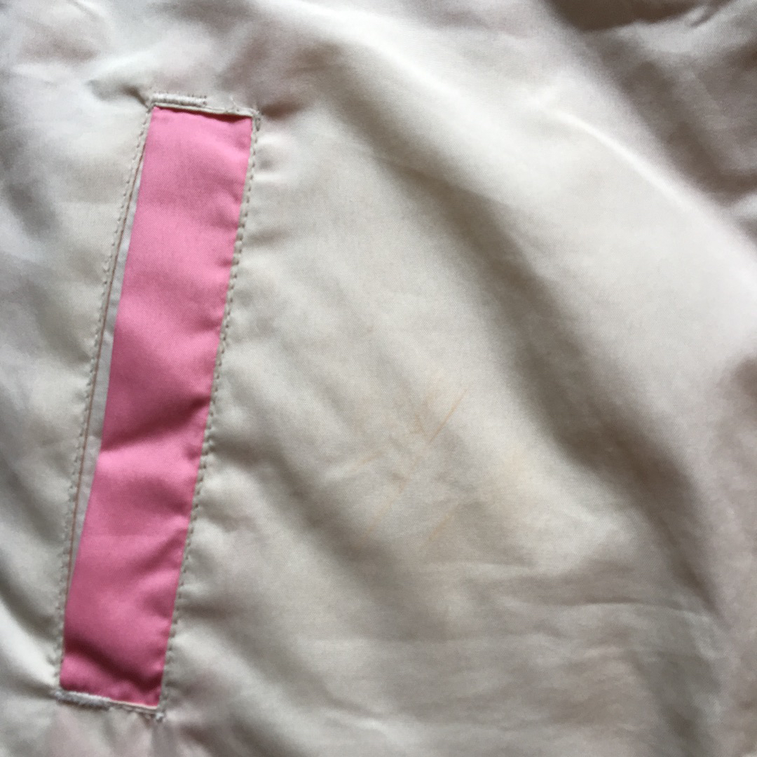 Bruyant(ブリュイアン)のブリュイアン リバーシブルジャンバー（120）白×ピンク キッズ/ベビー/マタニティのキッズ服女の子用(90cm~)(ジャケット/上着)の商品写真