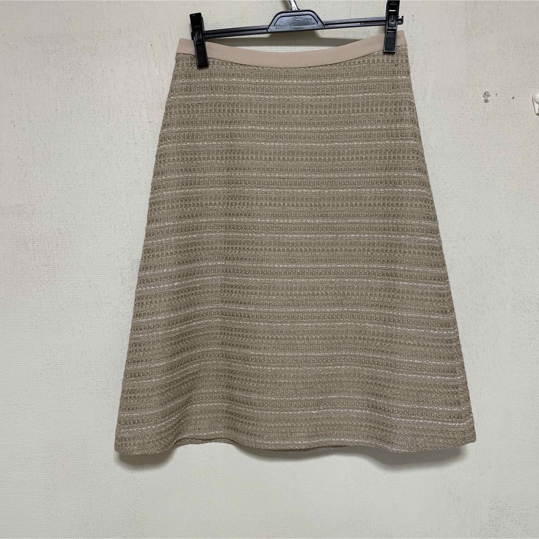 EPOCA(エポカ)の未使用●エポカ　ツイード　スカート　台形　オシャレ　上品 レディースのスカート(ひざ丈スカート)の商品写真