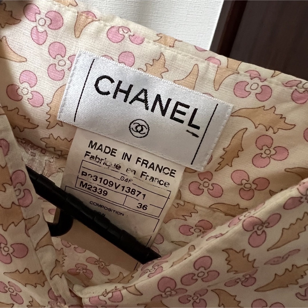 CHANEL(シャネル)のCHANEL シャネル ブラウス シャツ レディースのトップス(シャツ/ブラウス(長袖/七分))の商品写真