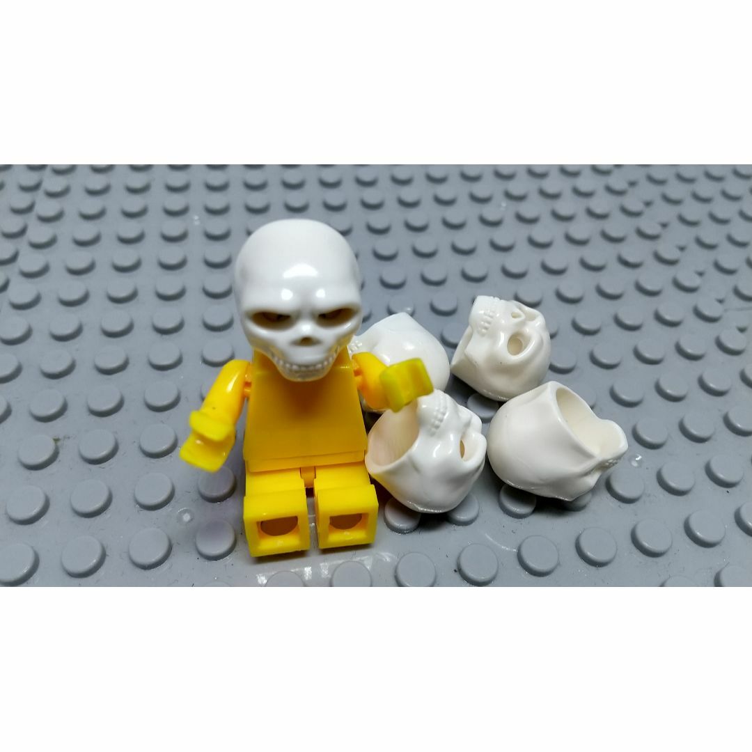 スケルトン　ガイコツ　LEGO互換　レゴブロック　ホラー　幽霊　ヘルメット エンタメ/ホビーのフィギュア(SF/ファンタジー/ホラー)の商品写真