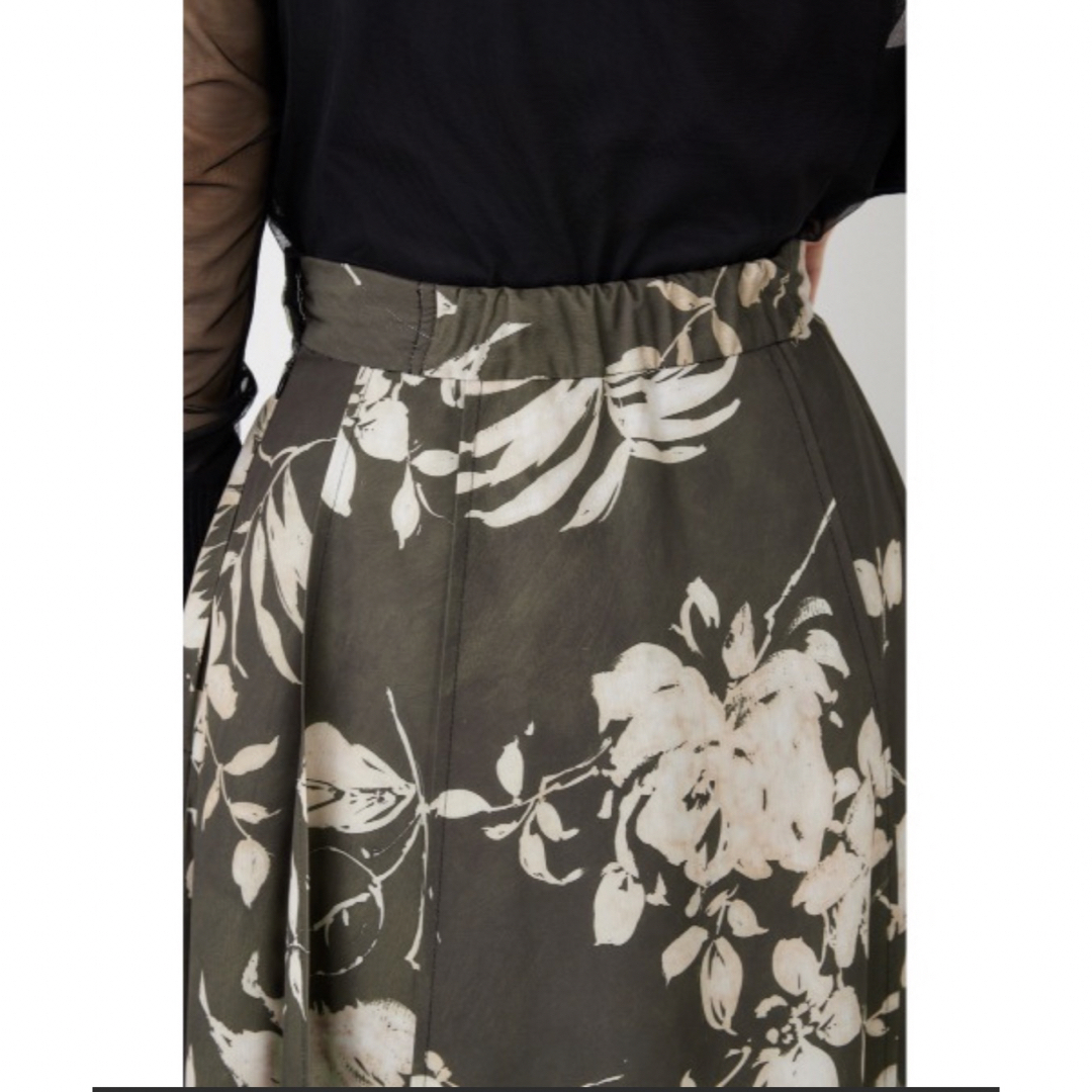 rienda(リエンダ)のrienda シャドーフラワーフレアスカート ブラック Sサイズ レディースのスカート(ロングスカート)の商品写真