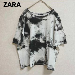 ザラ(ZARA)のst105 ZARA トップス 半袖カットソー 薄手 伸縮性 白黒 総柄(カットソー(半袖/袖なし))