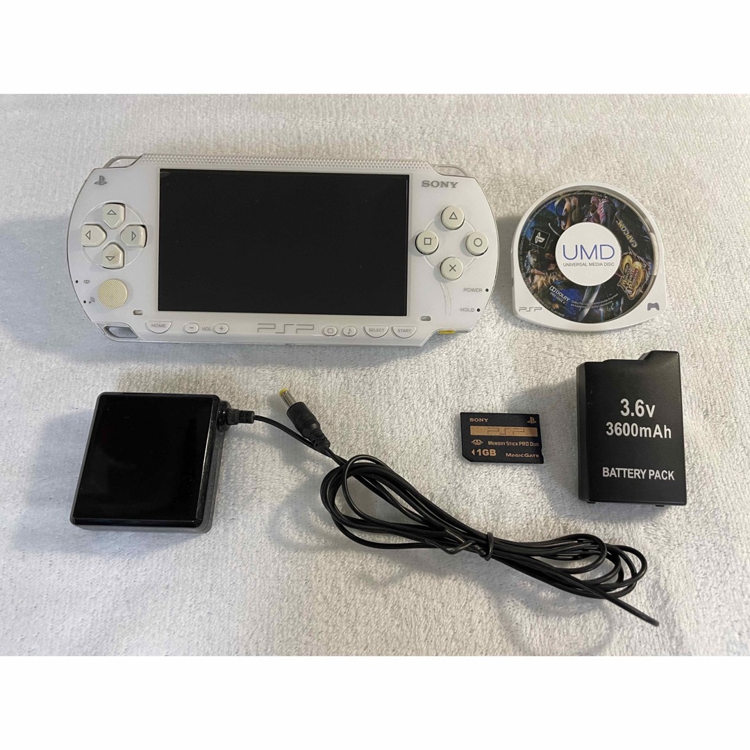 SONY　PSP1000 セラミックホワイト　美品　プレイステーションポータブル