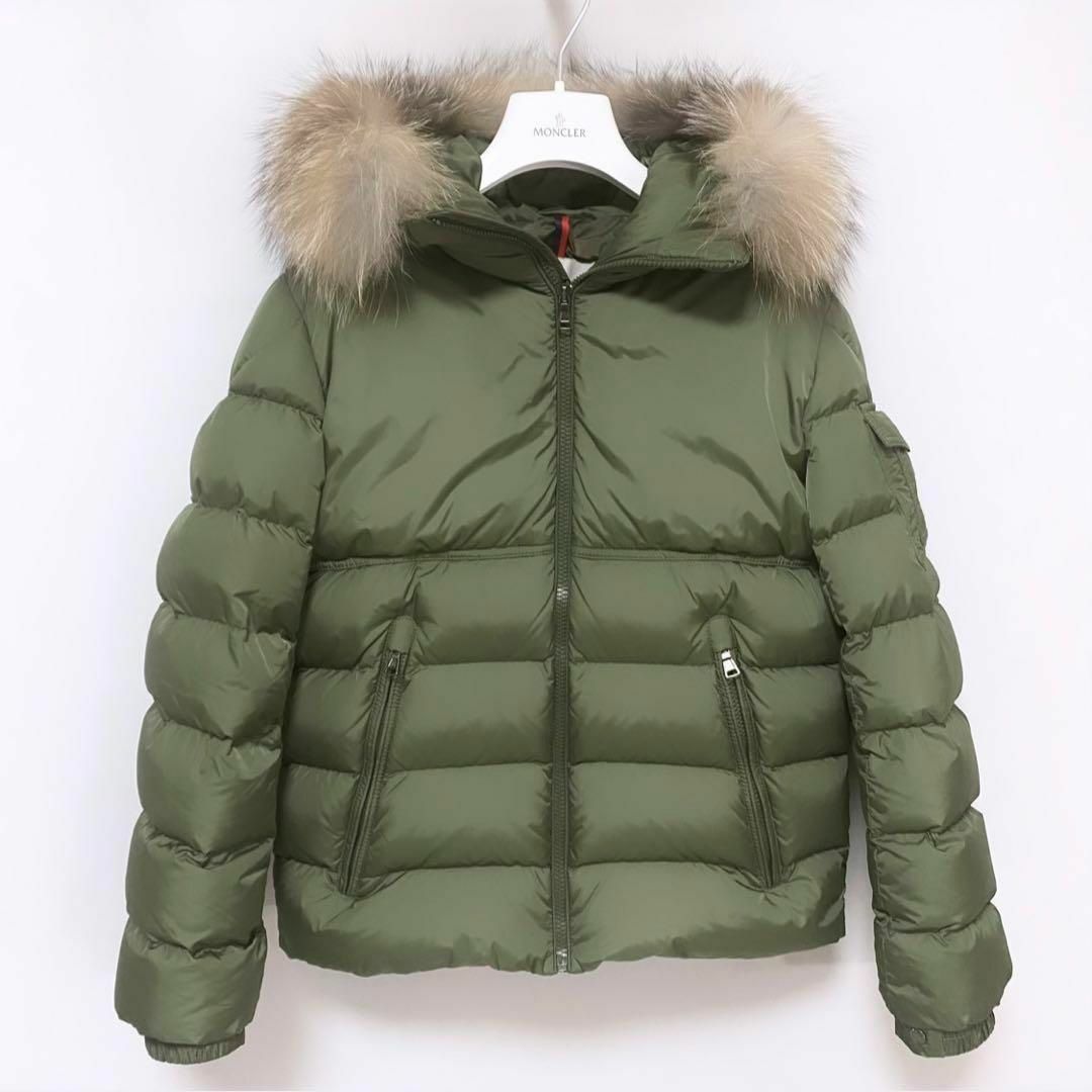 ❤️MONCLER❤️NEW BYRON ダウンジャケット カーキのサムネイル