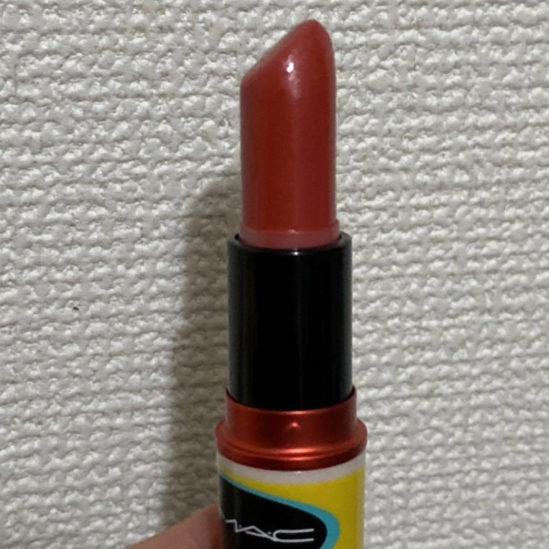 MAC(マック)のMAC リップスティック　ハイビスカス コスメ/美容のベースメイク/化粧品(口紅)の商品写真