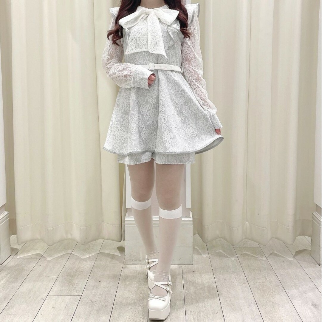 新品【evelyn】 量産型　可愛い  フリルリボンレースニット レディースのワンピース(ひざ丈ワンピース)の商品写真