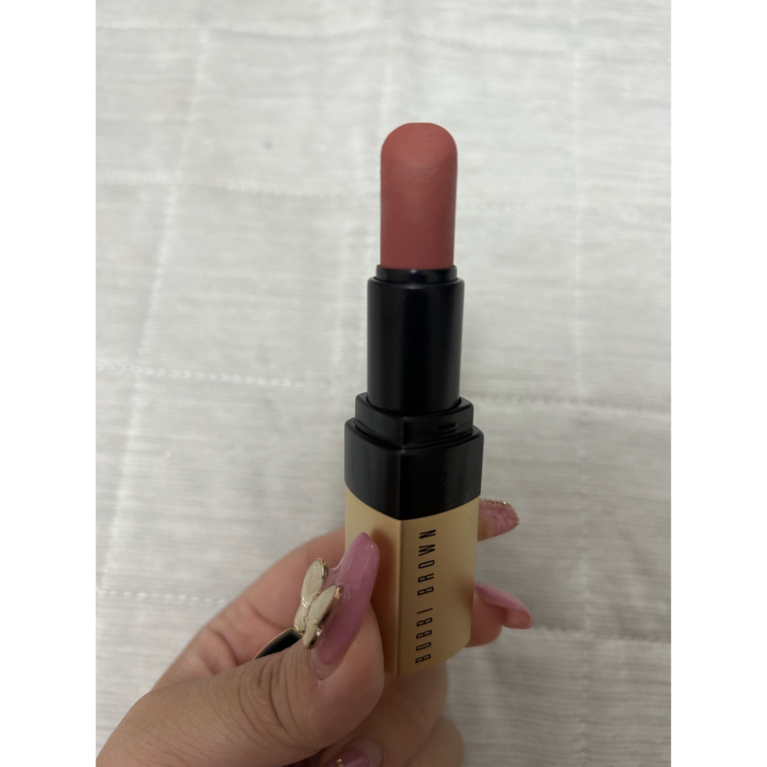 BOBBI BROWN(ボビイブラウン)のボビィブラウン　リュクスマットリップカラー03 コスメ/美容のベースメイク/化粧品(口紅)の商品写真