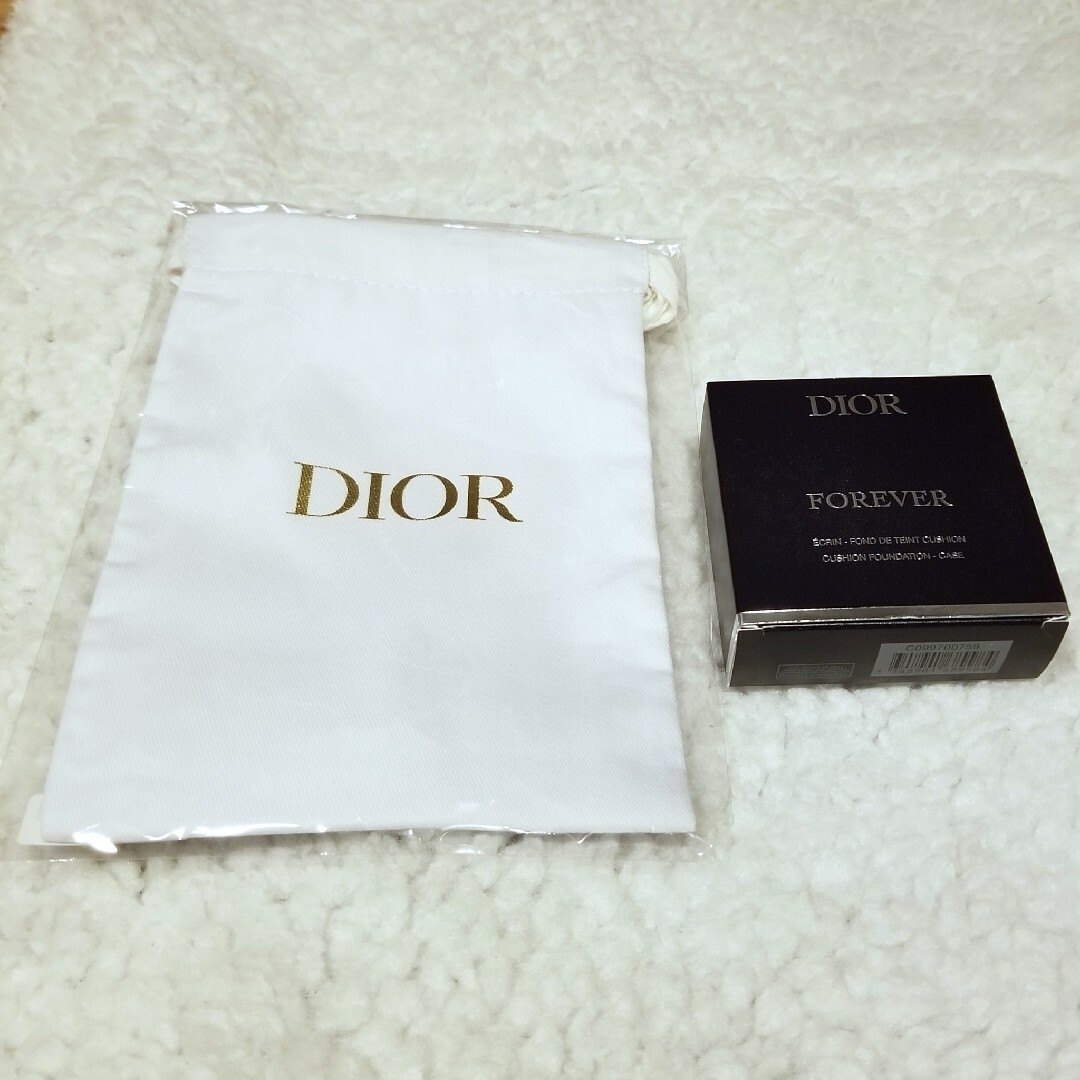 Dior(ディオール)のディオールスキン フォーエヴァー クッション ケース　チュイルリー コスメ/美容のメイク道具/ケアグッズ(ボトル・ケース・携帯小物)の商品写真