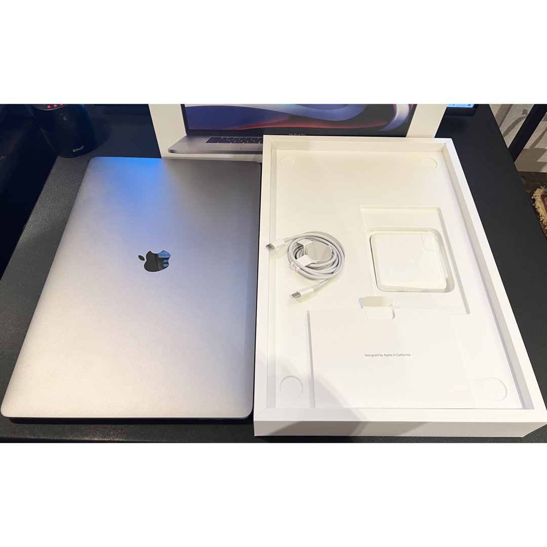 ★美品　Mac book pro 512GB スペースグレー