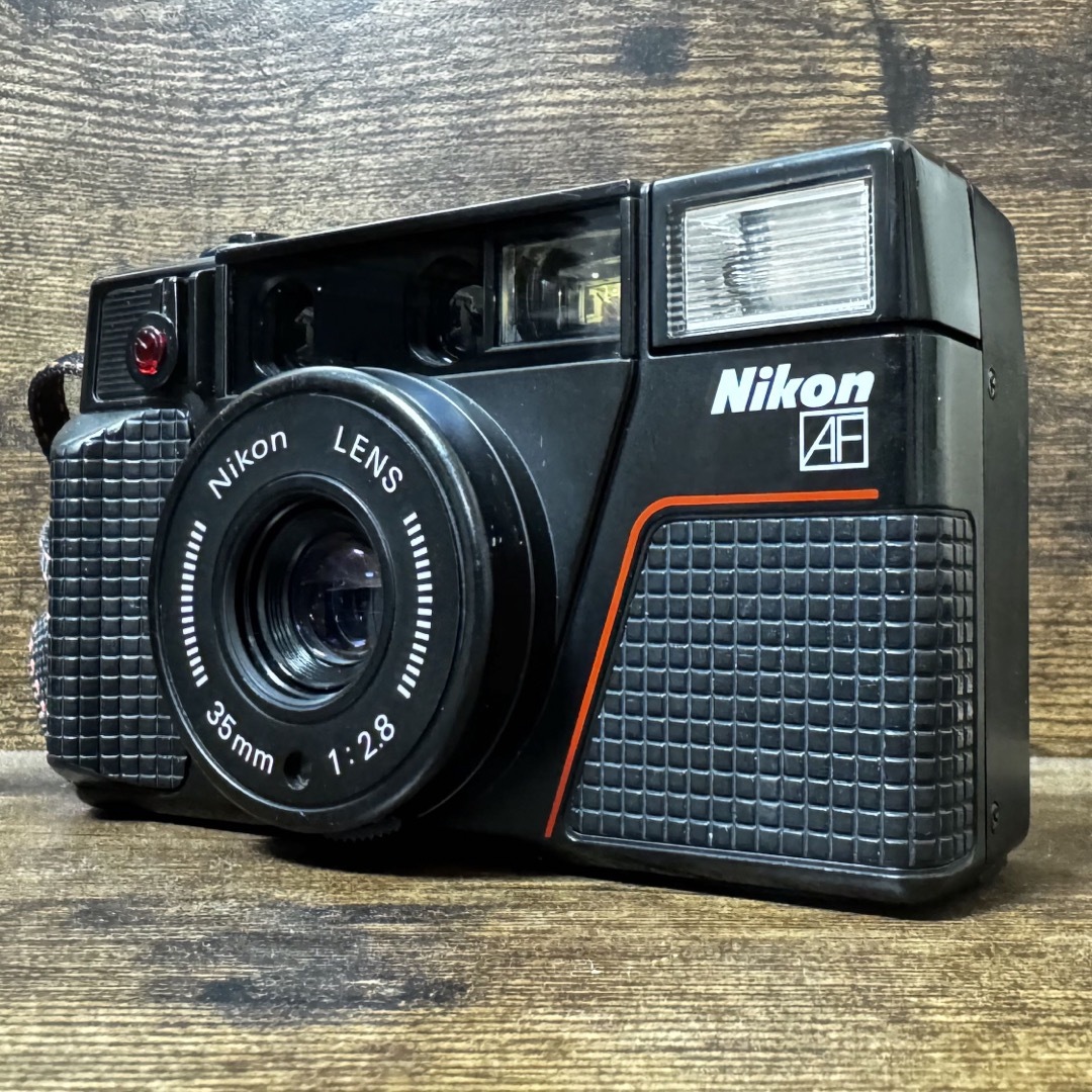 Nikon(ニコン)のフィルムカメラ　NIKON L35AF2 完動品 スマホ/家電/カメラのカメラ(フィルムカメラ)の商品写真