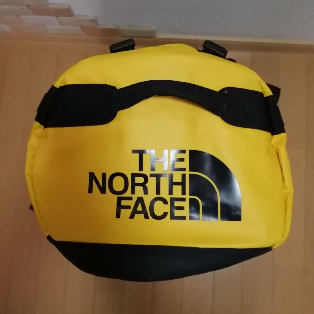 THE NORTH FACE(ザノースフェイス)のTHE NORTH FACE/ダッフルバッグ/Yeドラム缶S メンズのバッグ(ドラムバッグ)の商品写真
