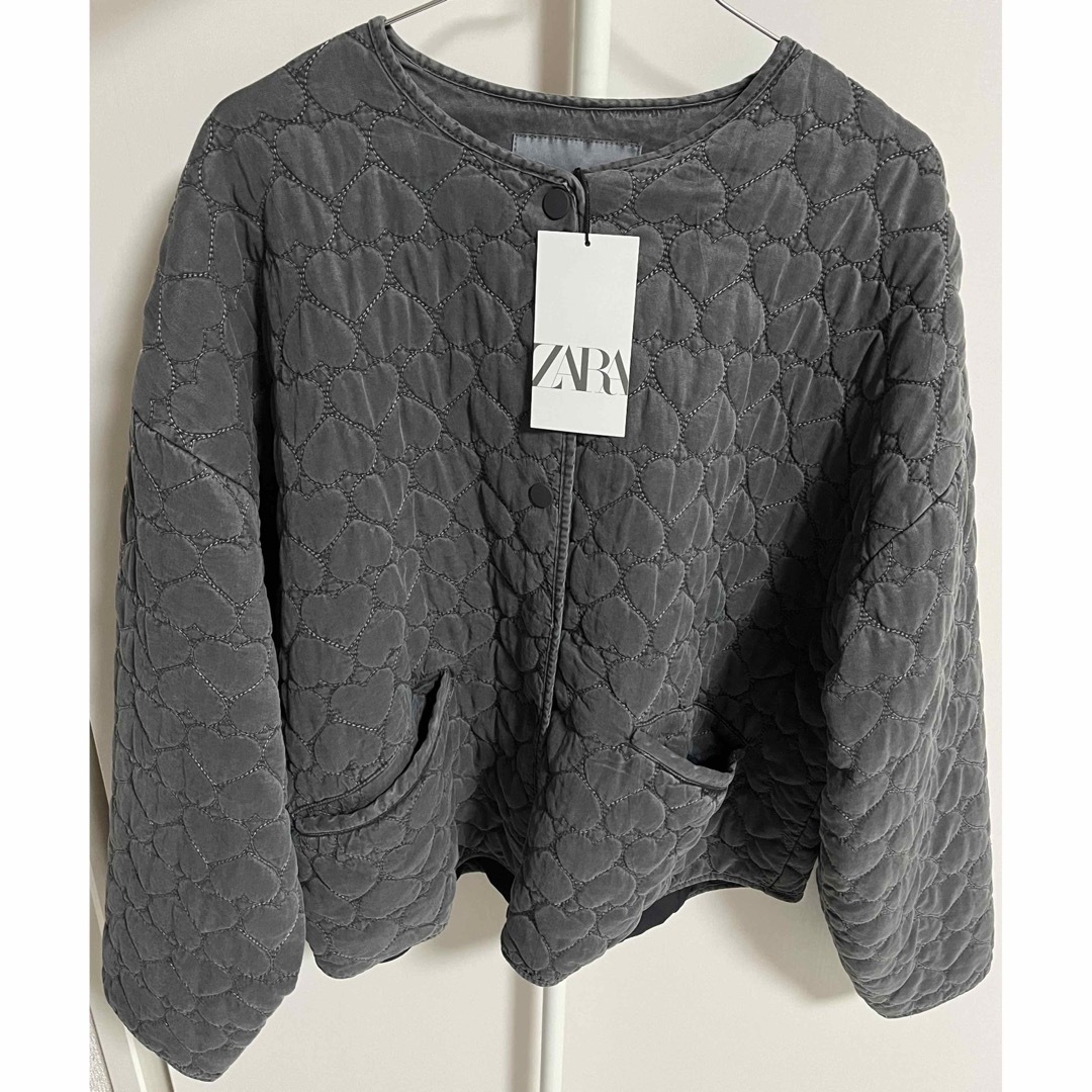 ZARA - ZARA ハートキルティングジャケット グレーL 完売の通販 ZARA - ZARA ハートキルティングジャケット グレーL 完売の通販