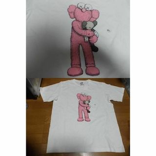 ユニクロ(UNIQLO)の新品 kaws カウズ コラボ Tシャツ 白 XL uniqlo ユニクロ(Tシャツ/カットソー(半袖/袖なし))