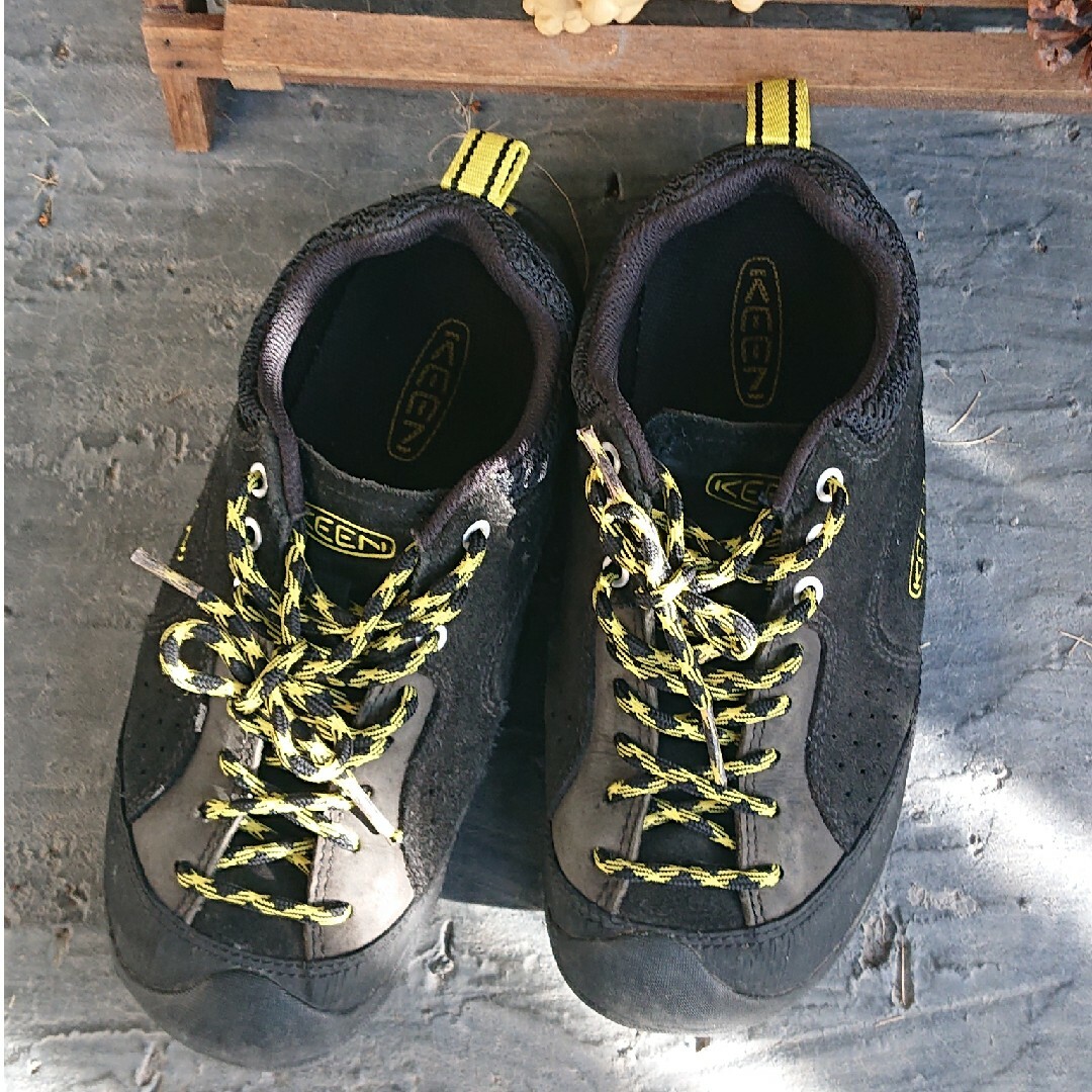 KEEN(キーン)のkeen キーン ジャスパーロックス 24センチ レディースの靴/シューズ(スニーカー)の商品写真