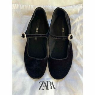 ザラキッズ(ZARA KIDS)のZARA キッズ　発表会　卒業式　ぺたんこ　フラット　黒　おでかけ　バレエ(フォーマルシューズ)