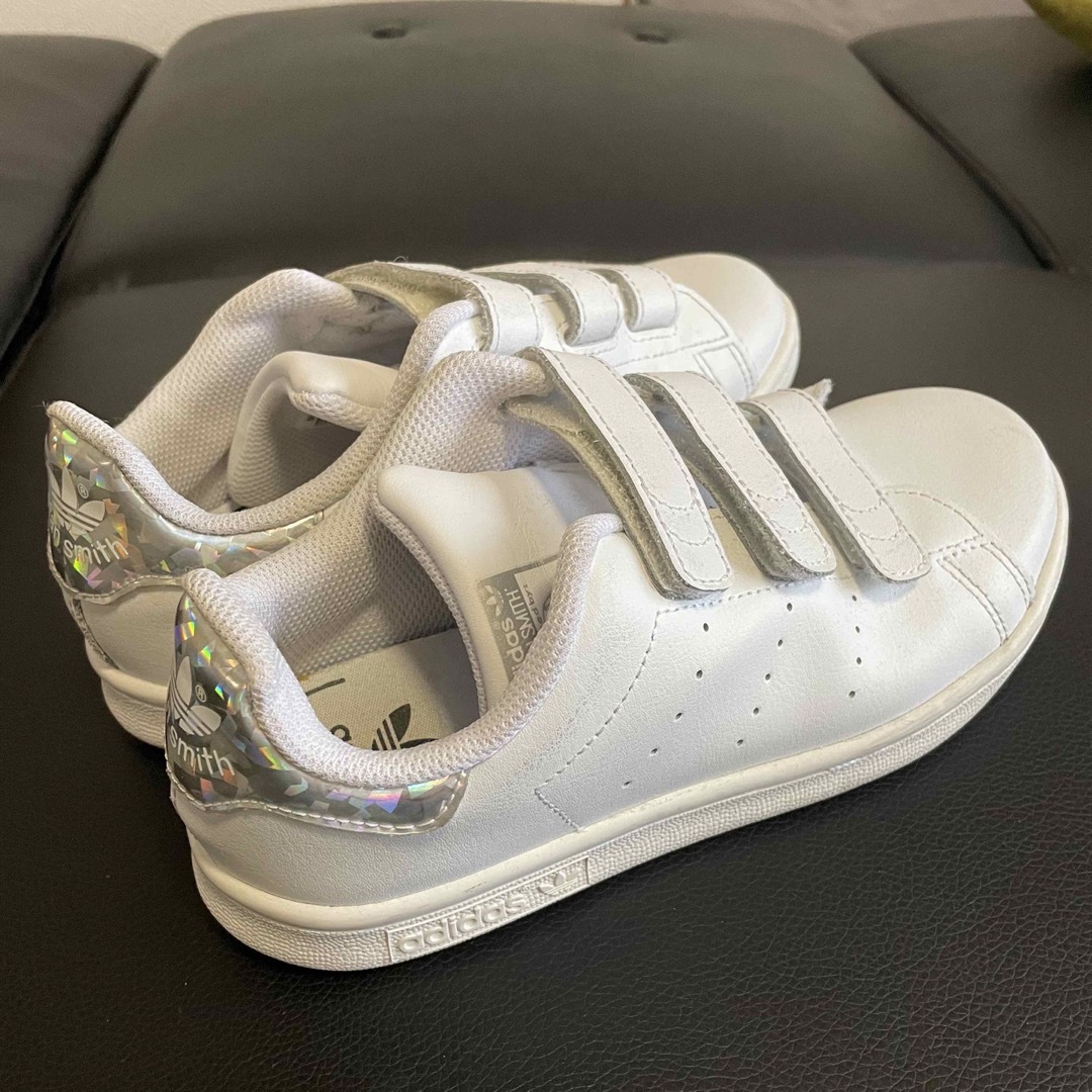 adidas(アディダス)のadidas stan smith 20cm キッズ/ベビー/マタニティのキッズ靴/シューズ(15cm~)(スニーカー)の商品写真