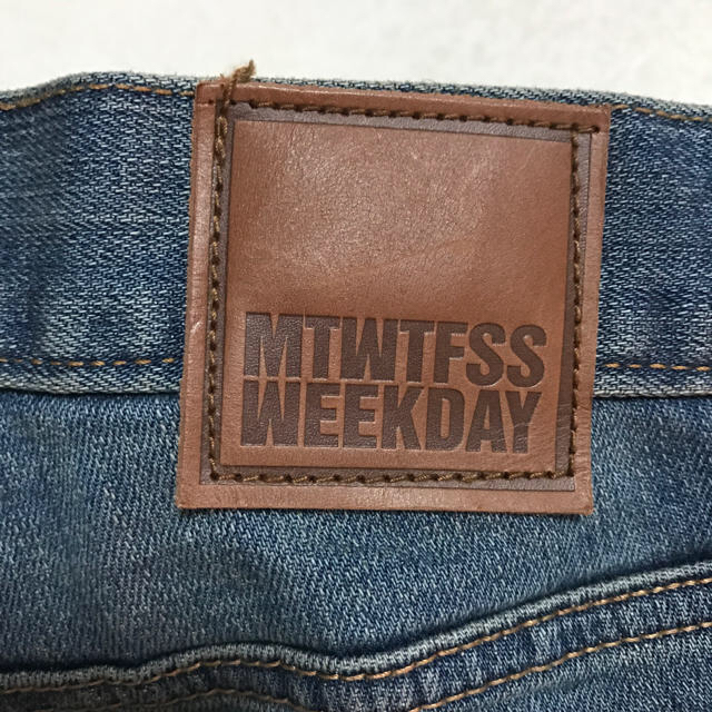 H&M(エイチアンドエム)のゅん様専用WTWTFSS WEEKDAY ストレートパンツ レディースのパンツ(デニム/ジーンズ)の商品写真