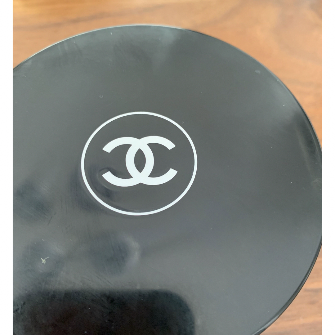 CHANEL(シャネル)のフェスパウダー コスメ/美容のベースメイク/化粧品(フェイスパウダー)の商品写真