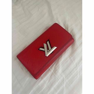 LOUIS VUITTON(財布 ・ レッド/赤色系)のフリマアイテム一覧 LOUIS VUITTON(財布 ・ レッド/赤色系)のフリマアイテム一覧