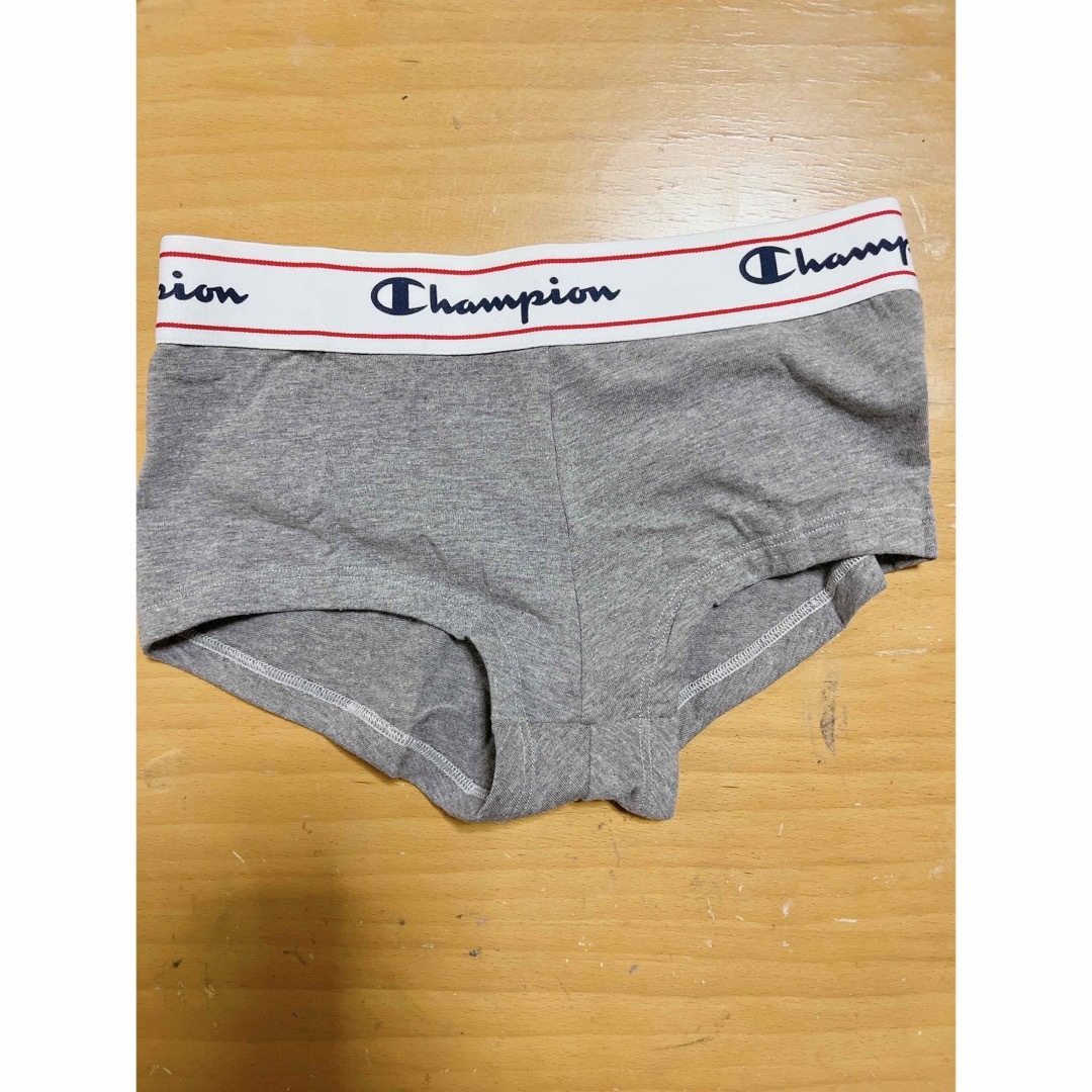 Champion(チャンピオン)のチャンピオン　新品未使用　パンツ　ショーツ レディースの下着/アンダーウェア(ショーツ)の商品写真